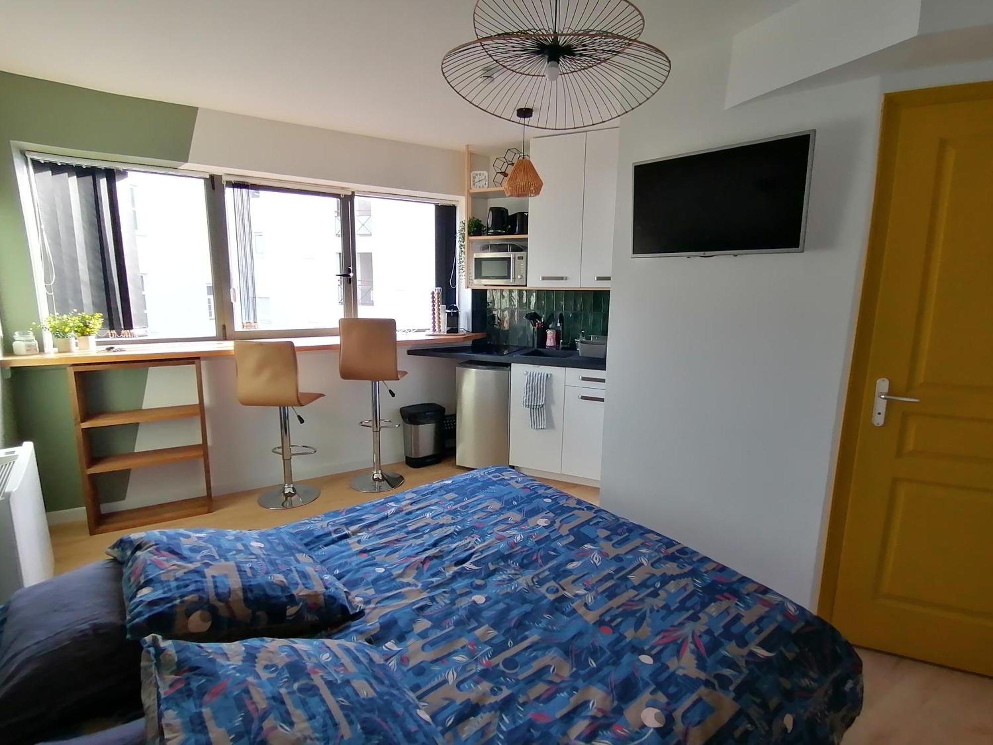 Vannes: charmant studio sur le port Extérieur photo
